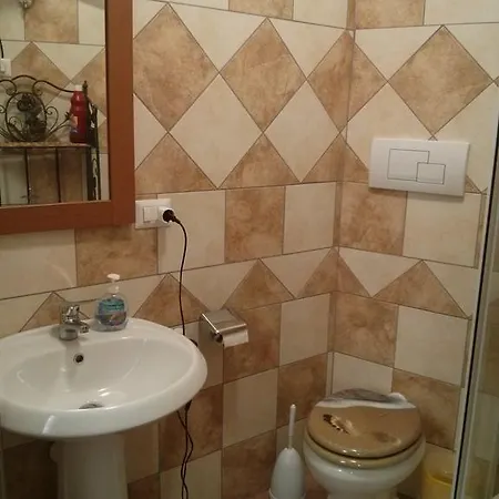 Casa Palinuro بيت للعطل