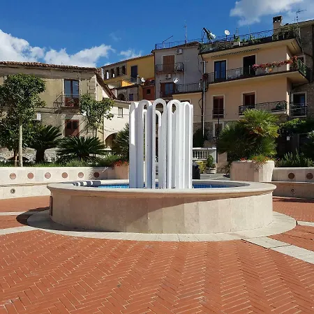 Casa Palinuro بيت للعطل